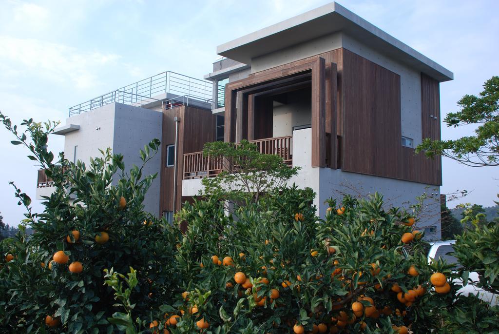 Jeju Eco Suites Seogwipo Exterior photo